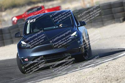 media/Nov-08-2025-Speed Ventures (Sat) [[1c7a6332f5]]/TC B/Session 3 (Turn 1)/